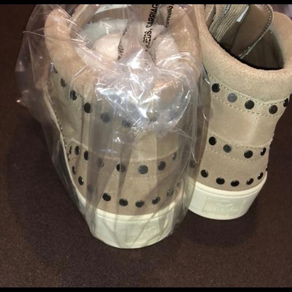 Marc Fisher high top sneakers - Picture 2 of 7